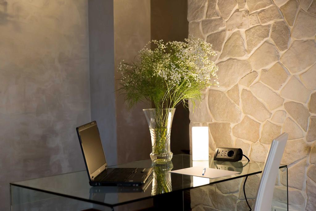 לטינה Park Hotel מראה חיצוני תמונה